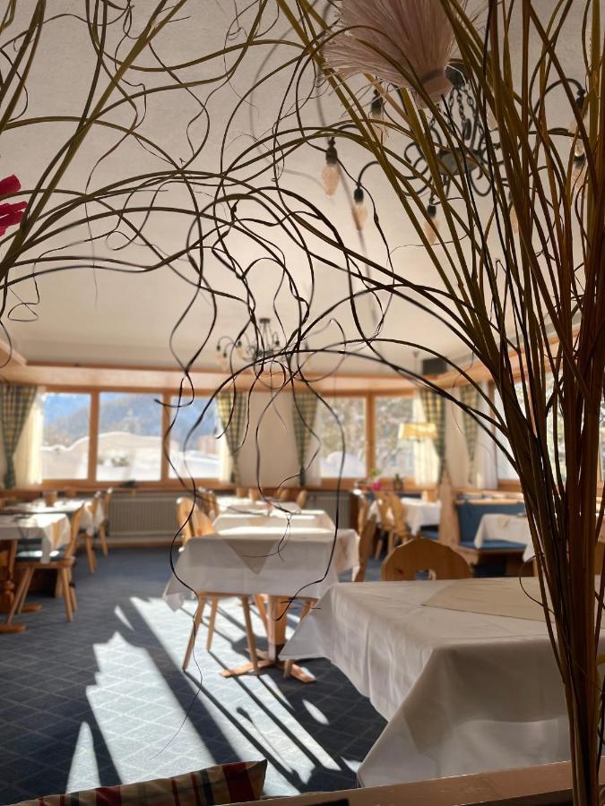 פונטרסינה Hotel Bernina מראה חיצוני תמונה
