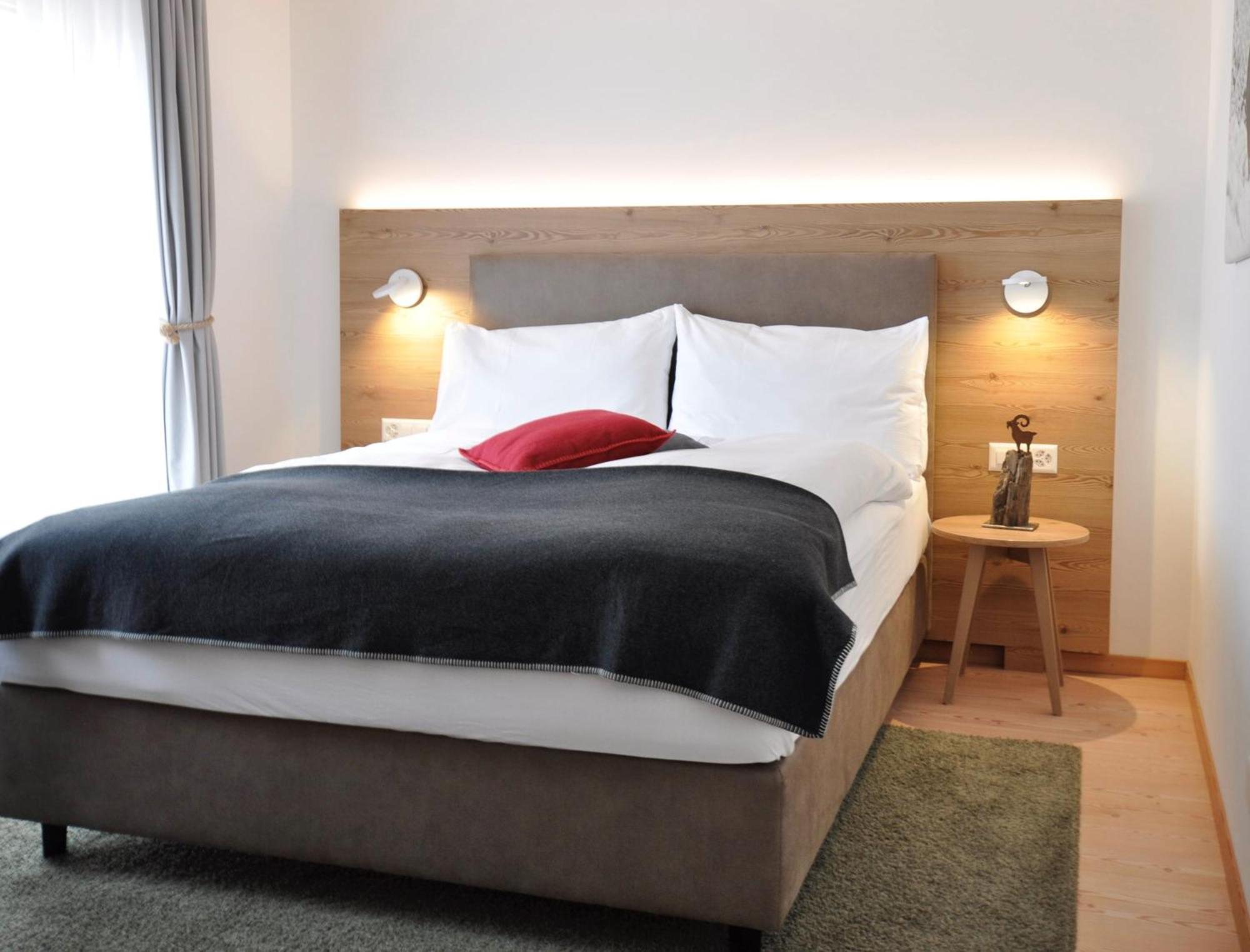 פונטרסינה Hotel Bernina מראה חיצוני תמונה