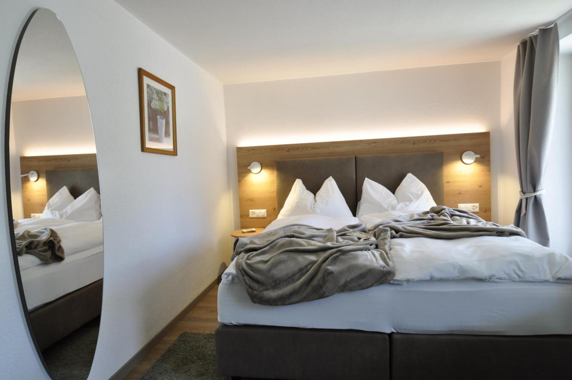 פונטרסינה Hotel Bernina מראה חיצוני תמונה