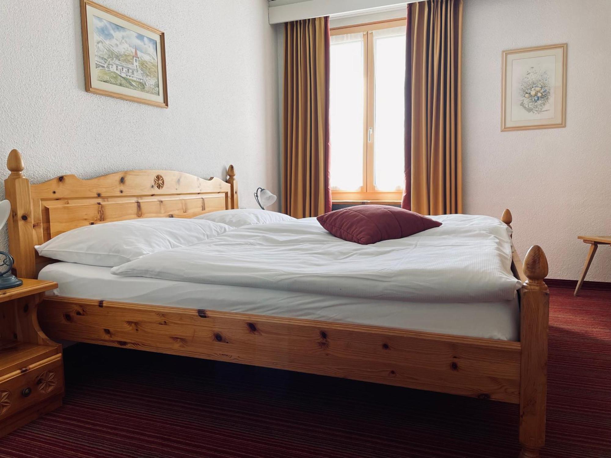 פונטרסינה Hotel Bernina מראה חיצוני תמונה