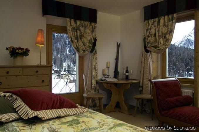 פונטרסינה Hotel Bernina חדר תמונה